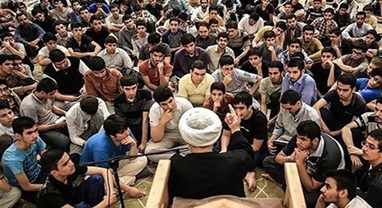 شيوه‌ها و عوامل جذب جوانان به مساجد