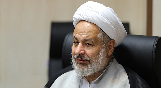 چرا قبل از نماز اذان و اقامه گفته می شود