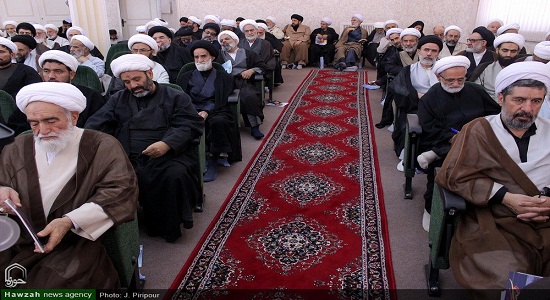 جلسه شورای اقامه نماز قم در جامعه مدرسین برگزار می‌شود 