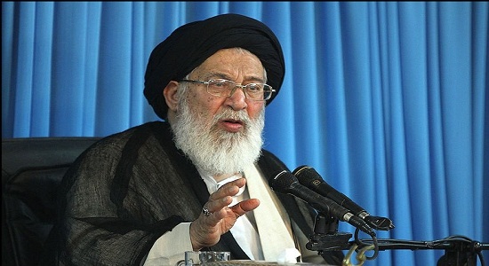 کسی که به نماز اول وقت اهمیت دهد عزرائیل به او تلقین شهادت می دهد