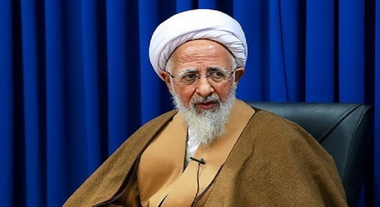  نماز ستون دین است و اگر نباشد، ستون فرو می‌ریزد