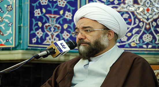  ائمه جماعات  باید روش‌های دعوت به نماز را بیاموزند,