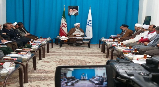 امکانات و فضای اقامه نماز مسافران نوروزی فراهم شود 