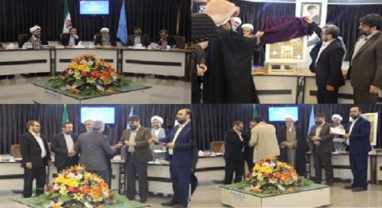 تجلیل از هنرمندان و فعالان فرهنگی در عرصه نماز