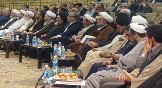 اولین کنگره ملی «نماز» در کاشان برگزار شد
