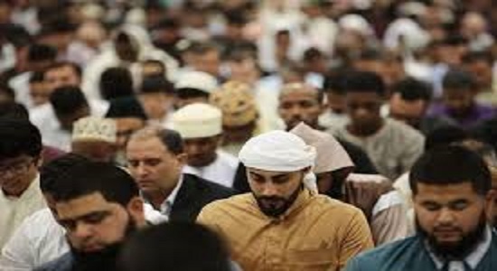 وقتی دیگر جای سوزن انداختن در مساجد «کلمبوس» نیست