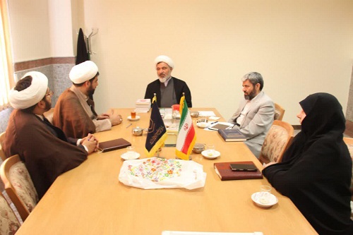 دیدار مدیر مرکز تخصصی نماز با مدیر حوزه علمیه خواهران