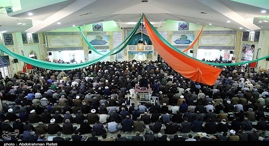  از اقامه نماز به امامت شهید محراب تا برپایی فریضه در روزهای بمباران