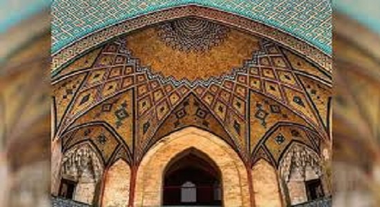 «مساجد، نمازهای جمعه، حج، زیارات» به‌عنوان ساختارهای الهی در عرصه «قدرت و سیاست»