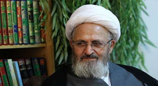 سجده بر زمین موضوعی است که پیامبر پایه گذار آن است