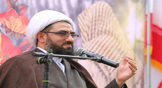 نماینده ولی‌فقیه در استان همدان: والدین فلسفه نماز را برای فرزندان خود بازگو کنند