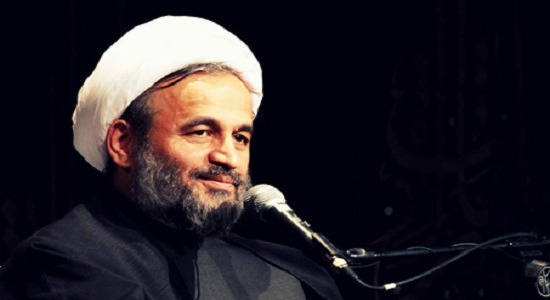 کسی که زندگی او را متواضع نکرده باشد، بعید است با نماز هم متواضع شود