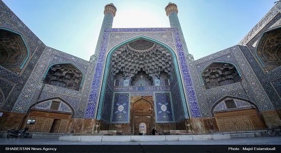 توصیه های کرونایی برای مساجد/تأکید بر اقامه نماز جماعت همراه با رعایت نکات بهداشتی