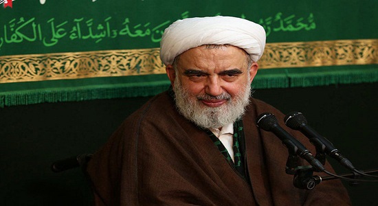 دو رکعت نماز با حضور قلب ارزش دارد که انسان یک عمر مراقبت نفس داشته باشد