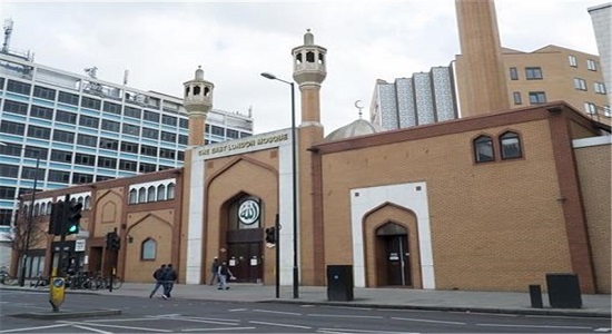 مساجد انگلیس بازگشایی شدند