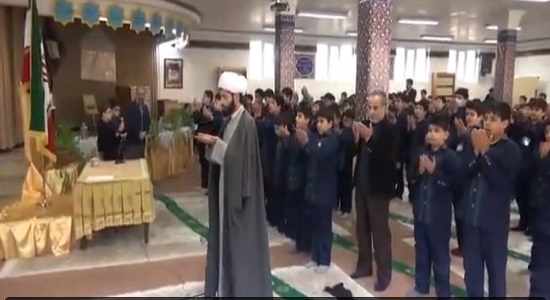 امام جماعت موفق