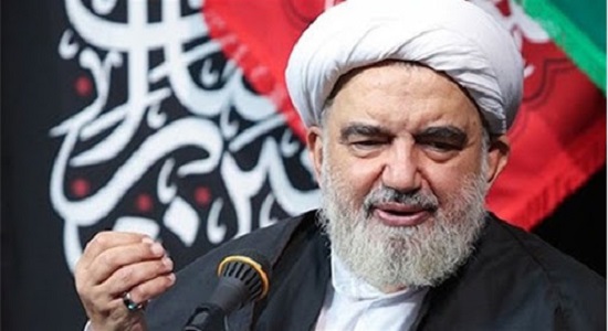 محاسبه نفس و پرهیز از گناه عامل حضور قلب در نماز و توفیق گریه بر اهل‌بیت(ع) است