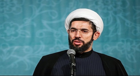 کاهش آسیب های اجتماعی دانشجویان با افزایش انس با نماز