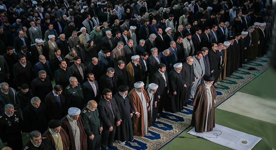 آیت الله امینی (ره): آثار نماز جماعت