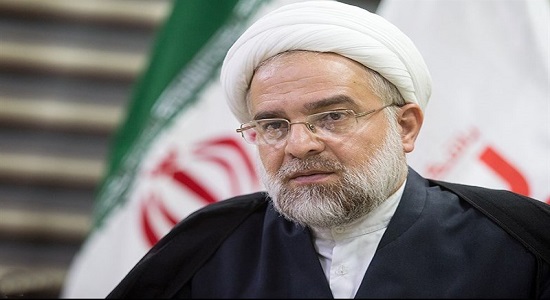 اقامه نماز در ادارات باید مورد توجه قرار گیرد