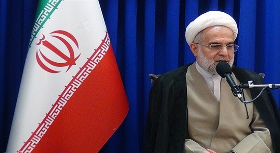 فرهنگ و نماز مقوله و مساله اداری نیست/نگاه کلیشه‌ای به ستاد اقامه نماز درست نیست