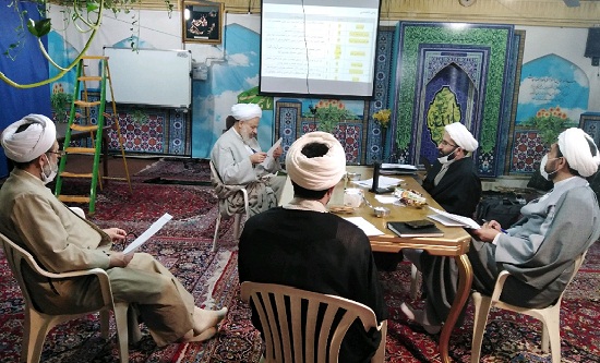 جلسه بررسی و بازنگری اهداف دروس سطح 3 رشته معارف نماز