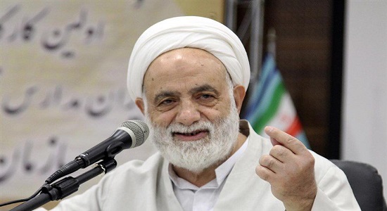 کمال زیست در برپایی نماز است