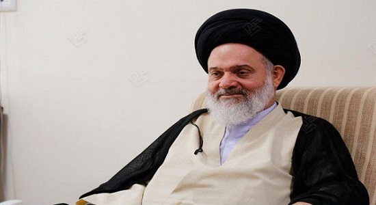 آیت‌الله حسینی ‌بوشهری: برخی خانواده‌ها برای نماز خواندن فرزندانشان افراط‌ و تفریط می‌کنند