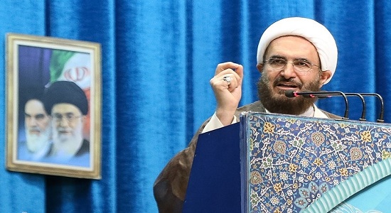 حاج‌علی اکبری: اقامه نماز در مساجد تحت هیچ شرایطی کنار گذاشته نشود