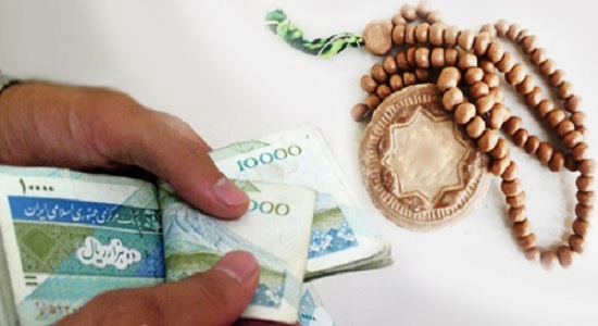 آیا جایگاه عبادات نیابی همانند خریدن عبادات نیست؟