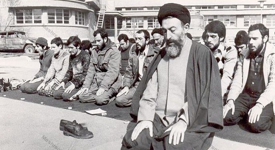 تشریح فلسفه نماز در کلام گهرباری از شهید دکتر بهشتی