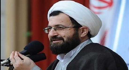 حجت الاسلام ماندگاری؛ فرق آدم بی نماز و نماز خوان 34 دقیقه است
