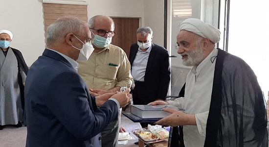 حجت الاسلام قرائتی از وزیر سابق آموزش و پرورش تقدیر کرد