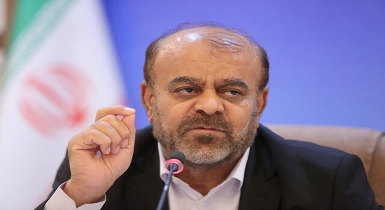 وزیر راه و شهرسازی: وضعیت مسافر در جاده مانده را شخصا پیگیری می کنم