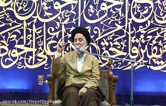 اقامه نماز یکی از مهمترین صفات انسان های شایسته است