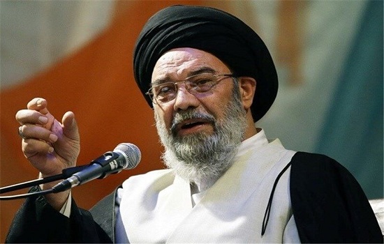 شکوه نماز جماعت باعث رونق مساجد است/توجه به رفاه حال زائران کربلا