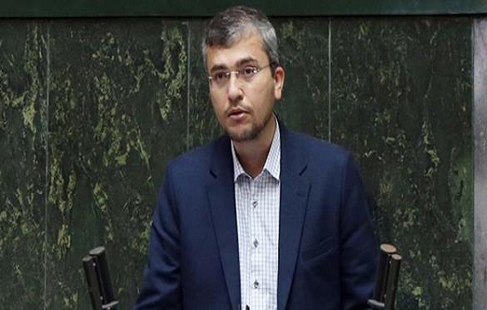 نماز رییس‌جمهوری در میانه یک دیدار رسمی یعنی عزت یک ملت