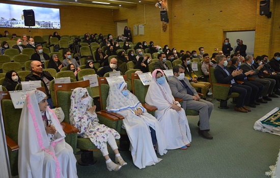 کودکان را بیشتر با معارف نماز آشنا کنیم