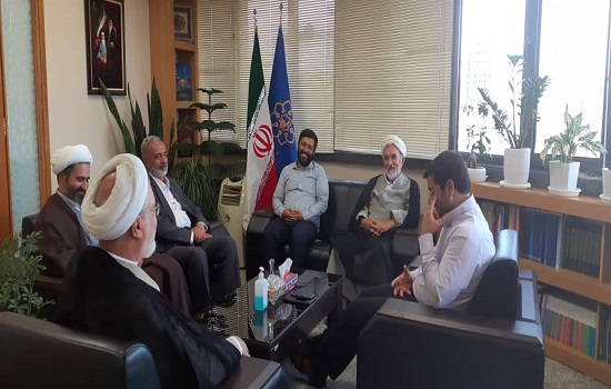 ستاد اقامه نماز باید دارای یک محل کاری مناسب و در شان استان داشته باشد