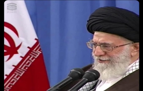 استوری؛ امام خامنه ای: نماز جمعه، قرارگاه مبارزه با دشمن