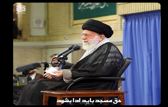  استوری؛ امام خامنه ای: حق مسجد باید ادا بشود.