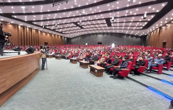 هفتمین اجلاس استانی نماز با موضوع “نماز، خانه مدرسه و مسجد” در فرهنگسرای بیرجند برگزارشد