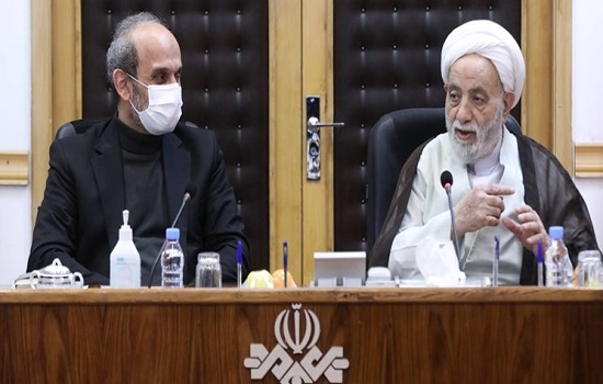 استفاده از تمام ظرفیت‌های رسانه ملی برای ترویج نماز