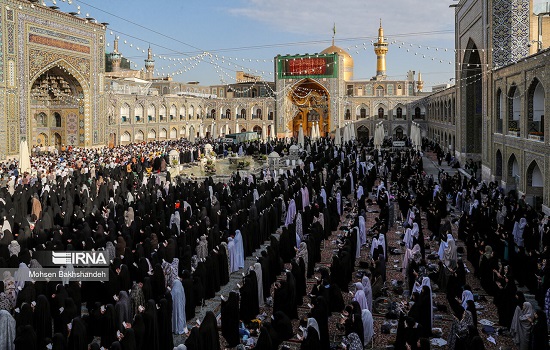 نماز عید قربان در جوار بارگاه منور رضوی برگزار شد