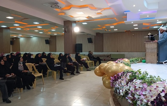 معلمان پایه سوم مدارس غیر دولتی با شیوه های جذب به نماز آشنا شدند