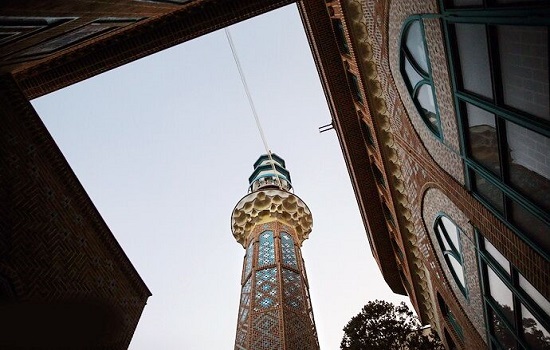 رادیو قرآن با کرسی تلاوت در مساجد به استقبال نماز صبح می‌رود