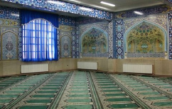 خیرین برای احداث نمازخانه مدارس همت گمارده‌اند