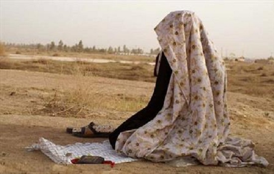 اسرار تورک (نحوه نشستن در تشهد)