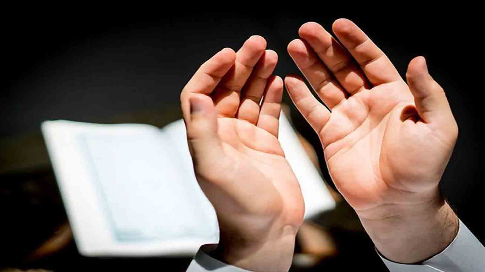 دعای بعد از نماز واجب فراموش نشود