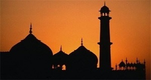 شهر تهران به شش هزار مسجد نياز دارد 